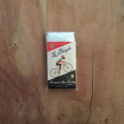 Regenponcho Le Bicycle - fietscadeautjes van sportcadeautjes