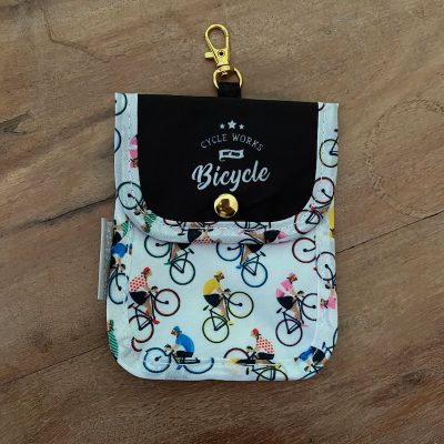 Etui met fietsers - fietscadeau van sportcadeautjes